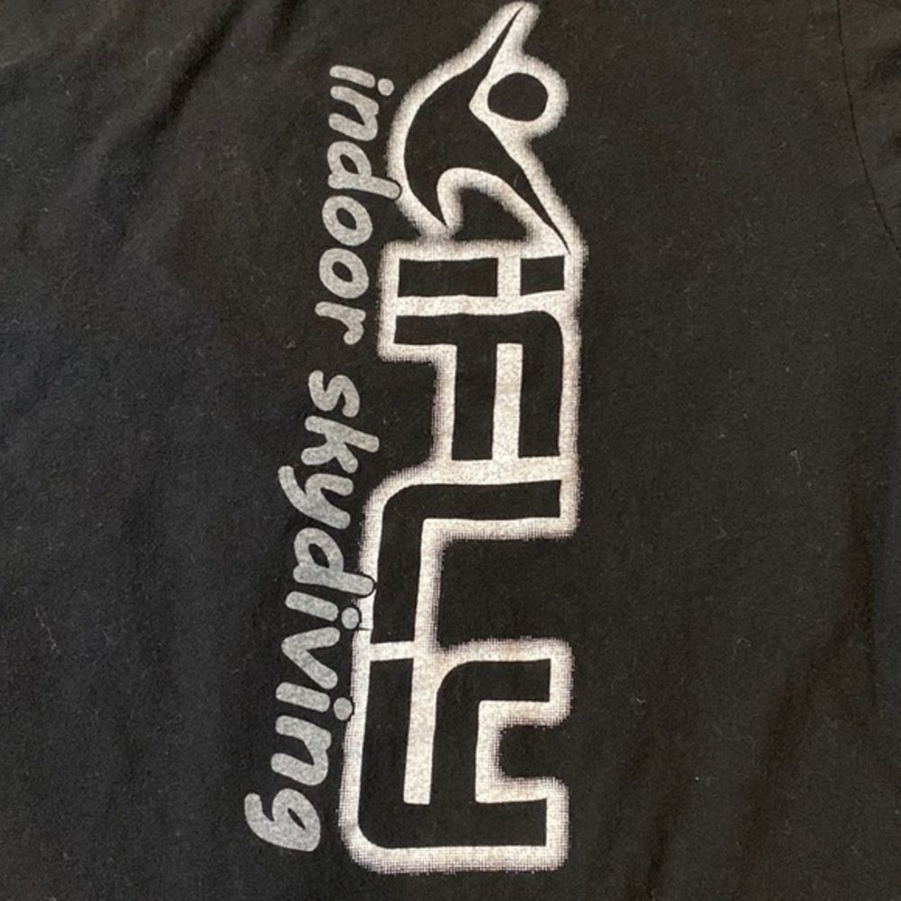 INDOOR skydiving tee